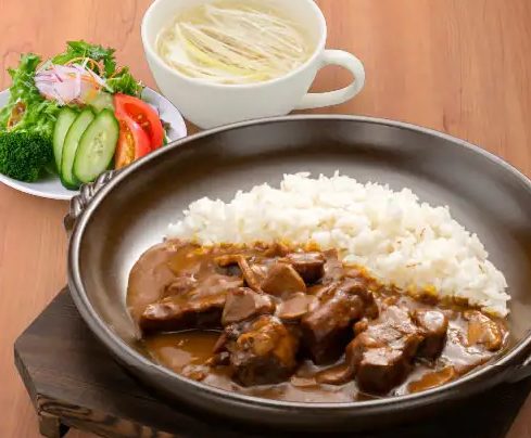 大きな牛たんカレー定食
